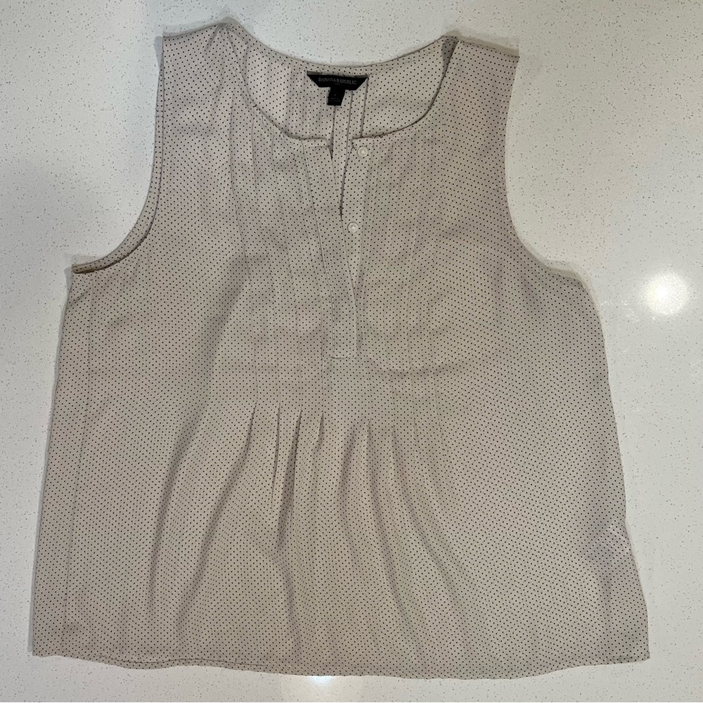 Banana Republic Sleeveless Black and Cream Pockadot Blouse Ladies L Large